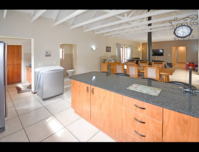 3 BEDROOM HOUSE FOR SALE IN CRAIGAVON